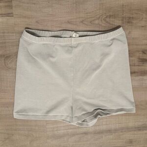 Skims Shorts! Cross listed on Mercari and Curtsy!
